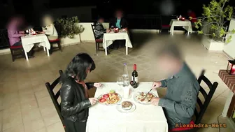 Public Extreme! Fucked In The Middle Of The Restaurant