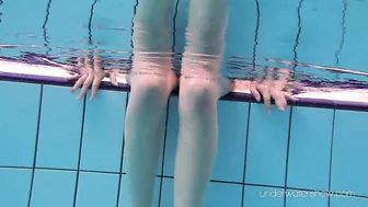 Czech Teen Roxalana Impresses With Her Swimming Prowess