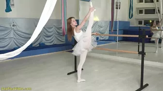 Flexi Sex With A Real Ballerina Teen Nicole Murkovski