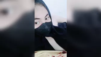 Horny Hijab Girl Begs To Be Fucked