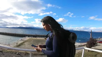 This Young Backpacker In Bariloche Needs Your Help