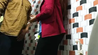 Indian Office Girl Taken To Bathroom By Boss