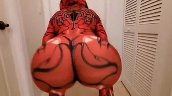 Curvy Spider-Pawg Twerks On Cock