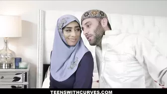 Thick Muslim Virgin Teen Stepsister And Stepbrother Experiment And Fuck