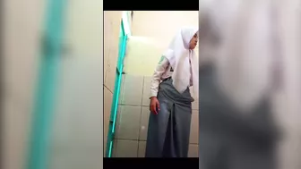 Indonesian Teenager Desperate To Get Naked At School