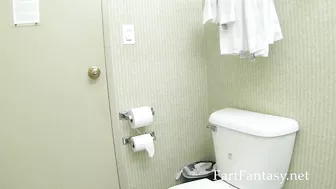 Nicky Ferrari Farting On Toilet