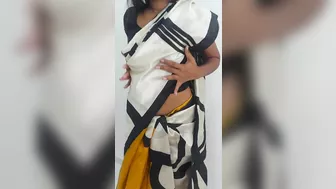 Hot Indian Srilankan Teacher On Cam - Online Sexy Dance & Masturbate ස්කූල් ටීචර් ලීක් කරගෙන