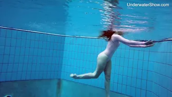 Perfect Titties And Ass Teen Swimming Naked