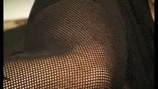 Notgeile Milf Braucht Ein Grossen Vibrator Um Sich Zu Befriedig