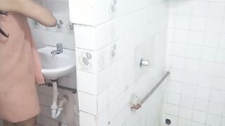 My Stepsister Accidentally Drops The Bath Tub Towel And I Banged Her Well - Porn Into Spanish Xvideos