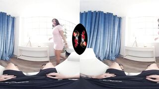 Vrlatina - Huge Butt Hispanic Cutey Makes You Penis Cum On Her Long Breasts Vr