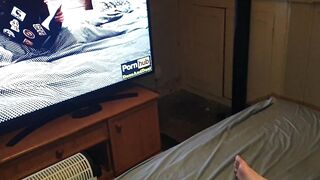 I Totally Peed My Underwear Using A Toy And Watching Some Pornhub;)