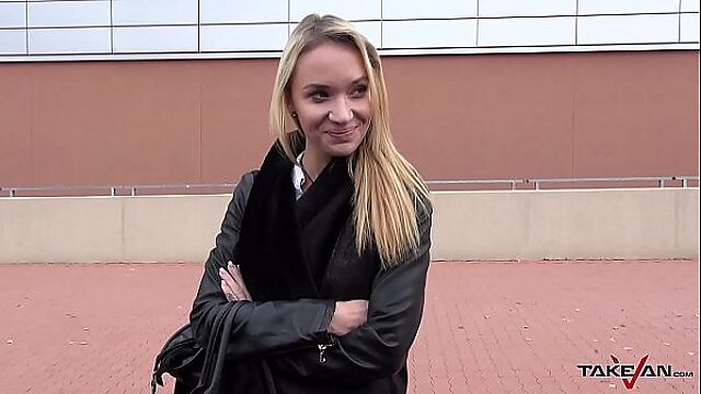 Skinny Czech Bimbo Gets Convinced To Spread For Huge Load