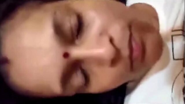 Indian Aunty Takes A Rough Pounding And A Facial