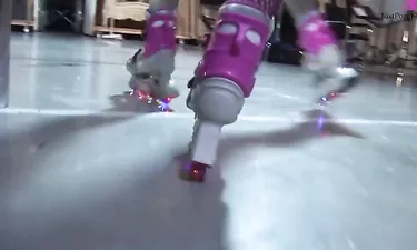 Victoria Paris And Pippa Dee Fuck And Swallow While Wearing Roller Blades