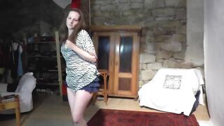 Chubby Czech Chick Does Stripshow And Fucks With A Stranger