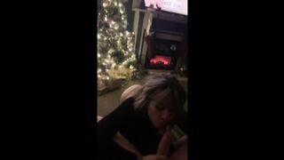 Pov: Pretty Girlfriend Gives Blowjobs For Christmas In July