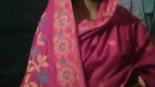 Indian Bhabhi Sex Stepfather Showing Boobs Daddy On Husband Sleep After Fucking Letnight Hot Desi Romance Bhabhi Renu