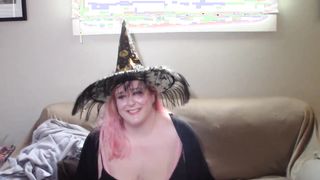 Chloe Gold Gets A Treat On Halloween