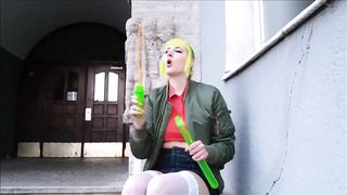 Skingirl Lynn-Tonic Fucks Xxl Bubble Tube In Public