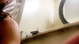 Maid Peeing Solo