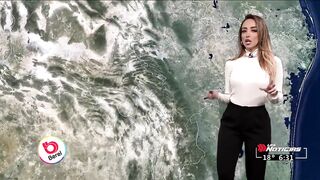 Gaby Lozoya Nalgona Y Tetona En Blusa Blanca Y Pantalon Negro Hd