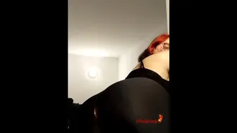 Tattooed Redhead Went Shopping In Buenos Aires With Ripped Leggins On Her Ass And Didn't Realize It