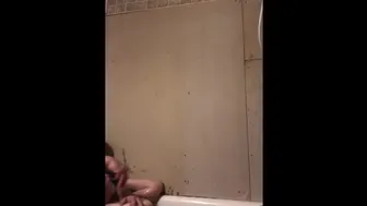 Daddy Bathing 18 Yr Old Stepdaughter