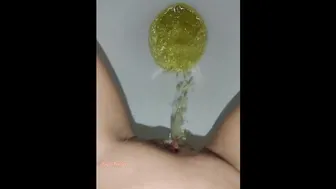 Huge Golden Shower In The Toilet (Closeup)