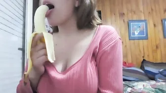 Argentine Tits, Sucking The Banana