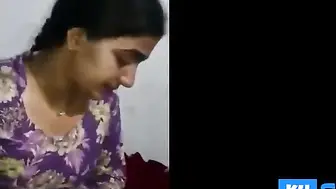 Indian Amateur Exposes Herself