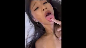 18 Year Old Sexy Thai Loves Filming Her Pussy