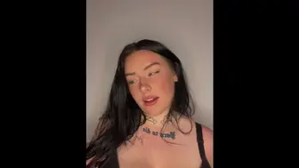 British Babe With Huge Tits Dirty Talk