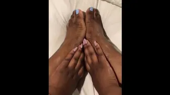 Ig Foot Model Teasing Us By Rubbing Her Sexy Size 10