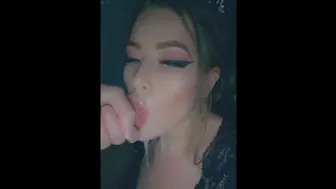 Swallowing A Big Cumshot After Giving Sloppy Head