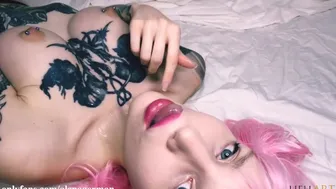 Pink Haired Girl Deep Sucking Dick Till Cum On Her Tattooed Body