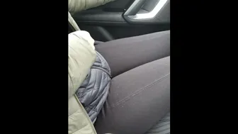 Step Sister In Jeans Took 3 Min To Make Step Brother Cum In Front Car Seat