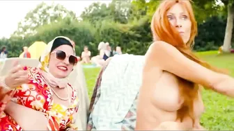 Andrea Sawatzki Nude Tits 'Freibad' 2023 / Andrea Sawatzki Nackte Titten