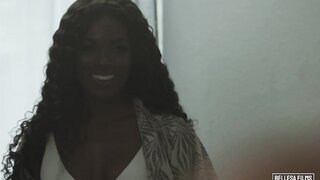 Interracial Porn With Ebony And Brawny Man