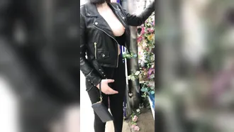 Public Flashing Session And Sideboob Teasing From A Hot Girl Named Kylee Lee