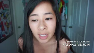 Kaedia Lang's Petite Frame And Tiny Tits Get Examined In A Naked Try-On Vlog