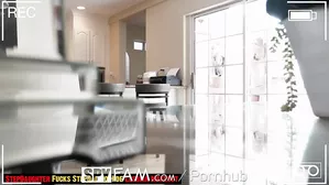 Spyfam Stepdad Catches Lesbian Make Out Session