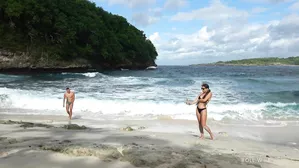 Deep Blowjob From Hot Brunette Stranger On The Beach