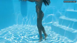 Hottest Hungarian Milf Angelica Gets Horny Underwater