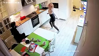 Dancing Girl Gets Blow & Fuck At Kitchen