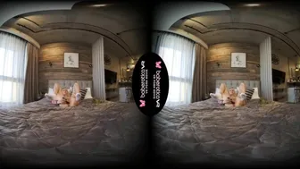 Solo Blonde Babe Mika Is Masturbating All Day In Vr