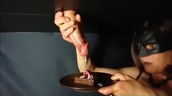 Milking Table Cum With Cookie Tasting