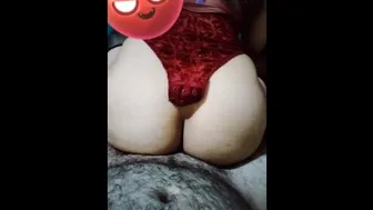 Chica Culona De Tinder Cabalgando Su Primer Anal