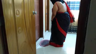 Asian Hot Saree 35-Year-Old Bbw Woman Tied Her Hands To The Door And Fucked By Neighbor