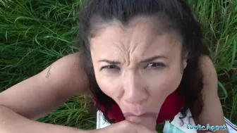 Sexy Spanish Beauty Fucked In A Field For Cash